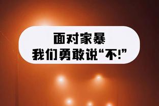 认出来了吗？齐达内社媒晒近照：蓄起胡子，戴上了眼镜