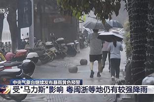 13岁崔宸曦采访现场“指挥交通 ” 安排记者站位&现场笑声连连